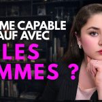 Homme réfléchi devant son ordinateur, à l’aise au travail mais bloqué dans ses rencontres amoureuses